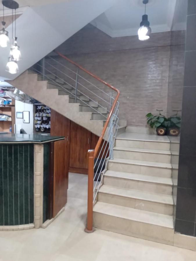 New Hotel Chilton Karachi Esterno foto