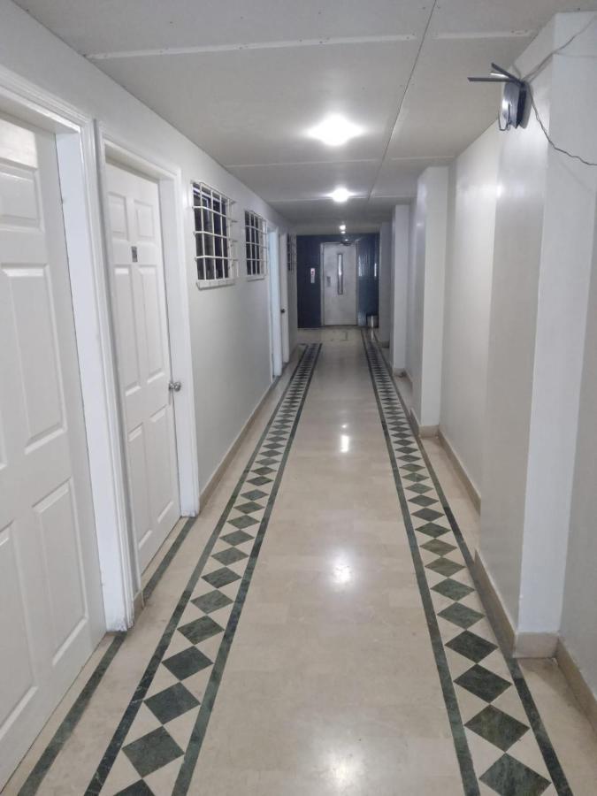 New Hotel Chilton Karachi Esterno foto