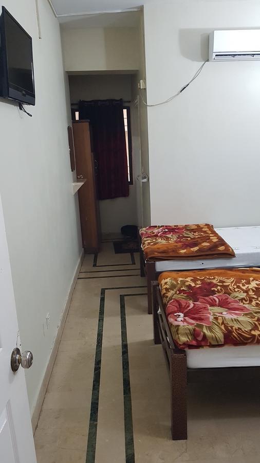 New Hotel Chilton Karachi Esterno foto
